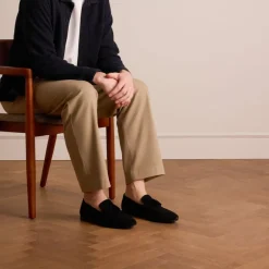 Manfield Zwarte suède loafers met kwastjes^Heren Loafers