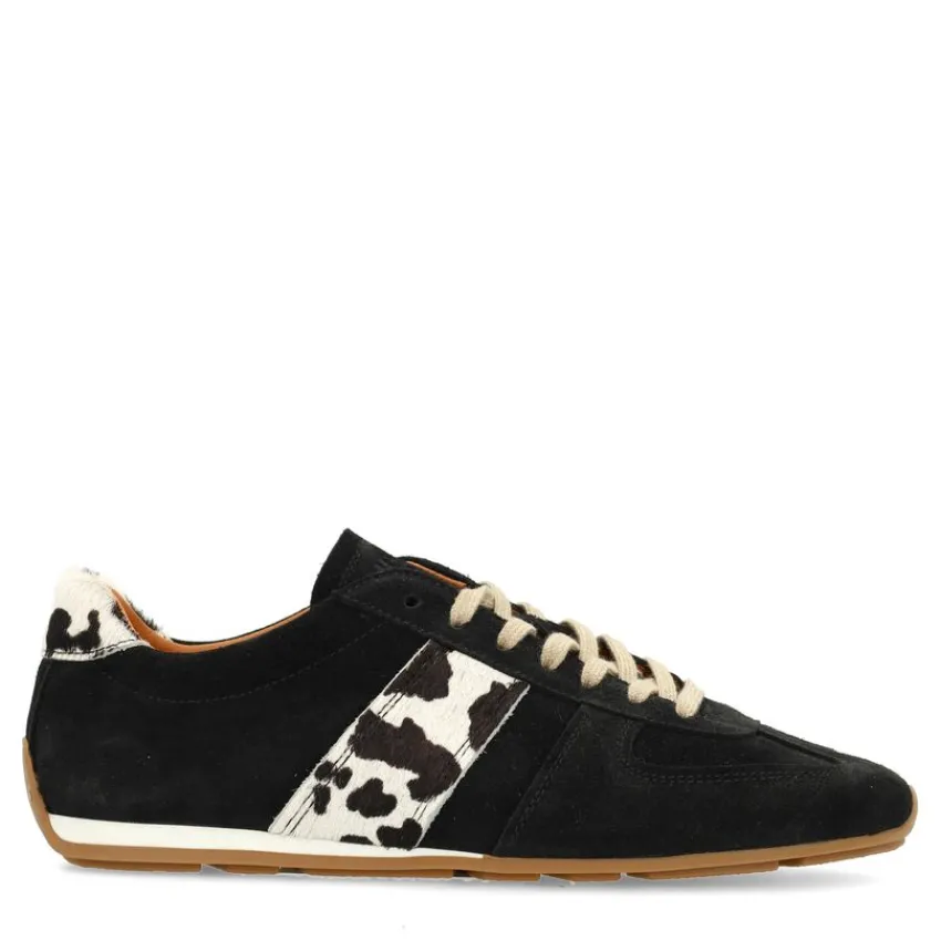 Manfield Zwarte suède sneakers met cow print detail^DAMES Sneakers