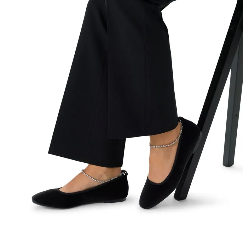 Manfield Zwarte velours ballerina's met strass enkelbandje^DAMES Loafers