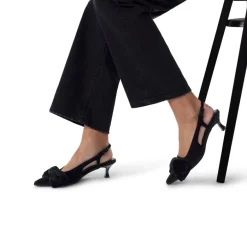Manfield Zwarte velours slingbacks met strik^DAMES Pumps|Slingbacks